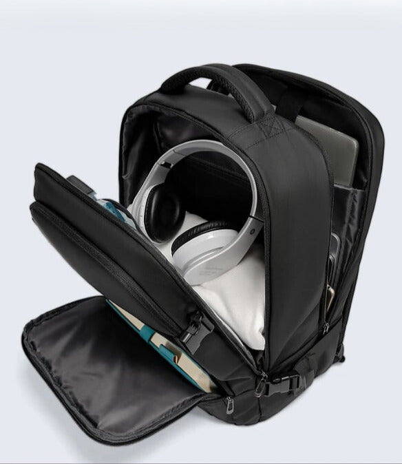 BANGE Laptop Backpack – Waterproof & USB Charging