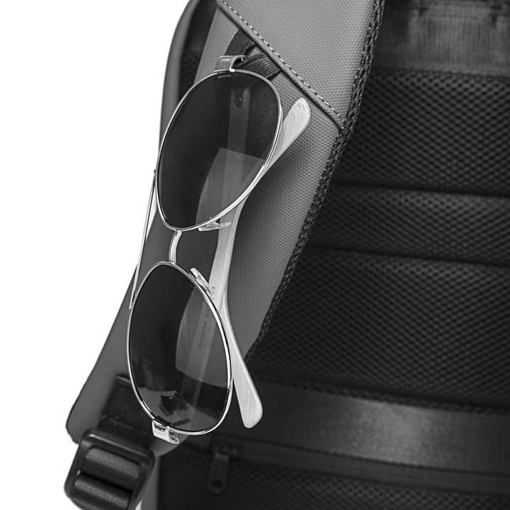 SmartPack Pro – Waterproof Anti-Theft Backpack with USB Charger