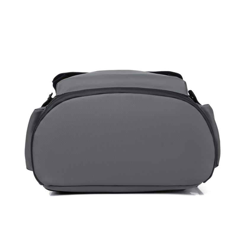 UrbanFlow – Waterproof Backpack with Laptop Compartment