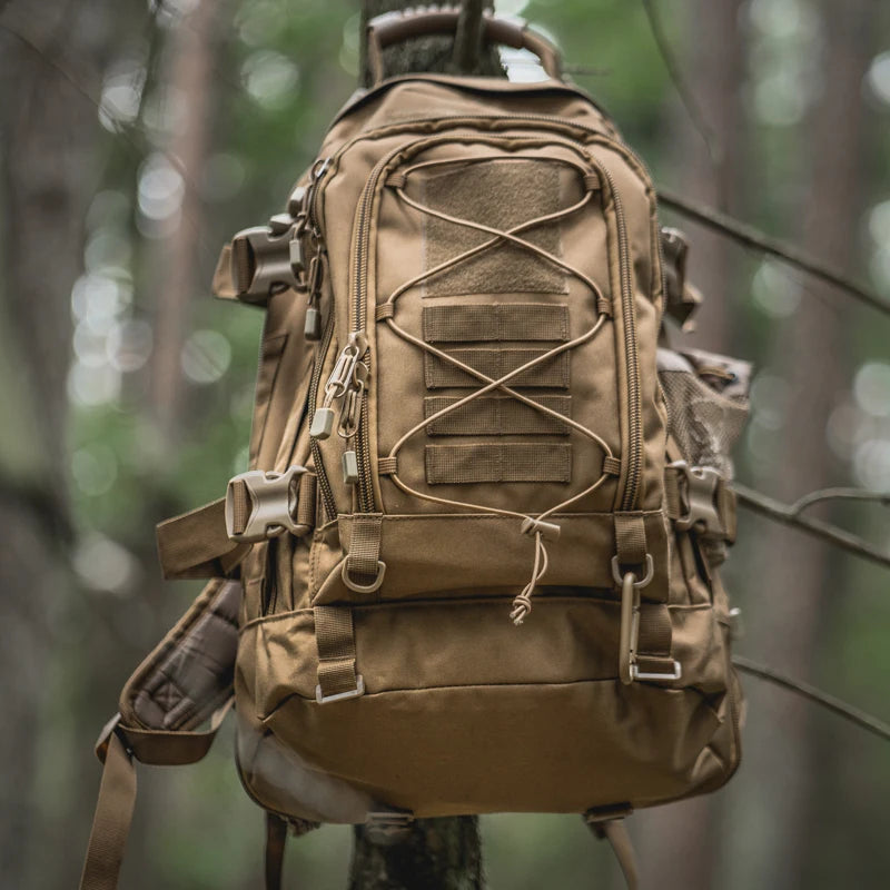 Lqarmy 60L Tactical Backpack