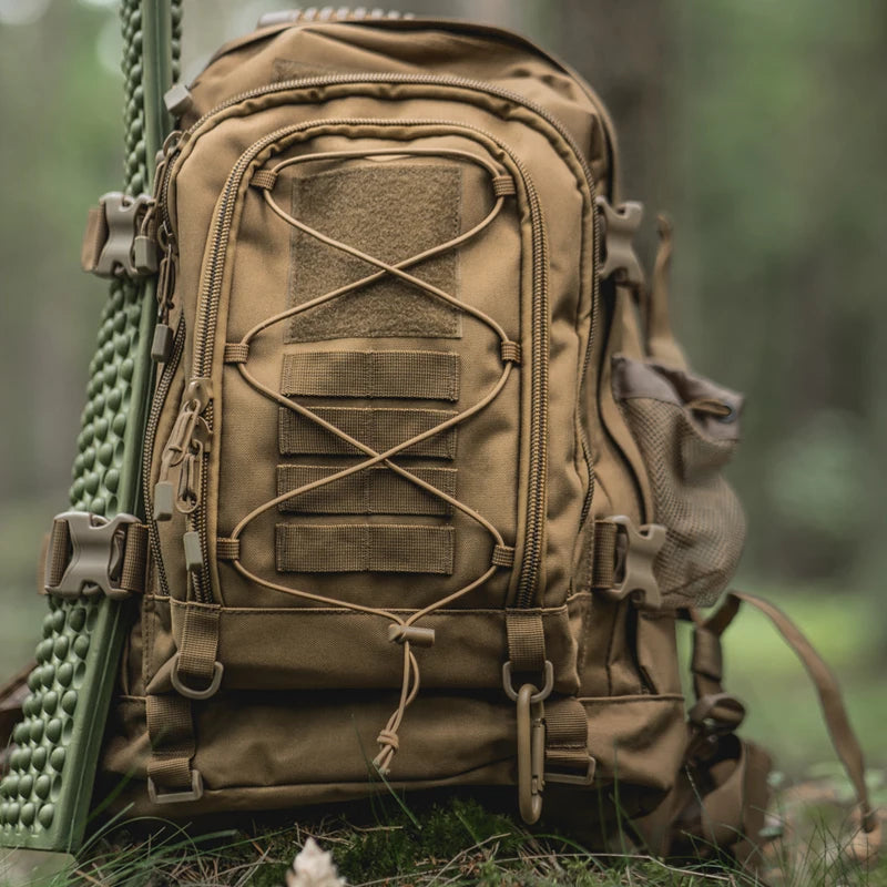 Lqarmy 60L Tactical Backpack