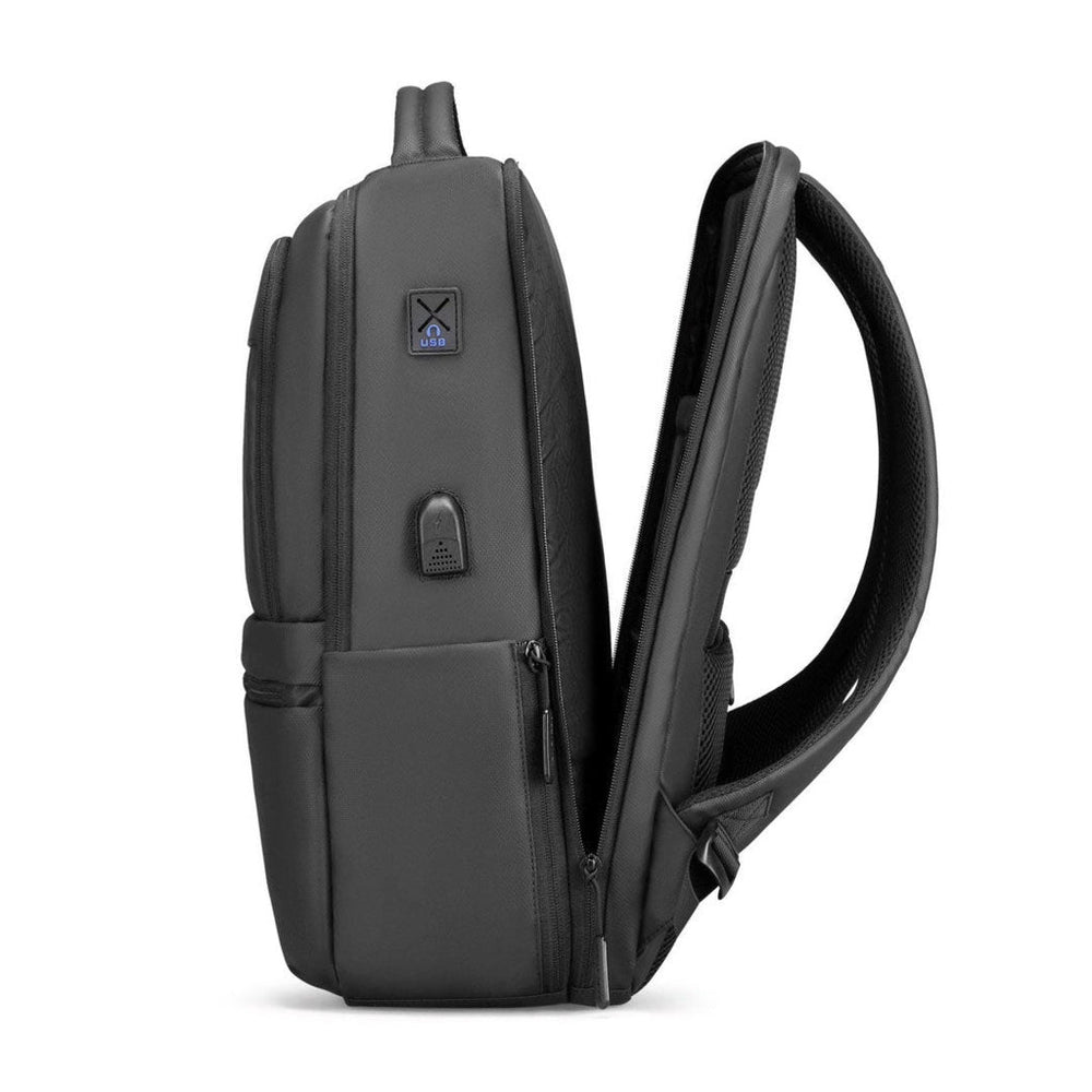 Travel Pro – Anti-Theft Waterproof Travel Backpack